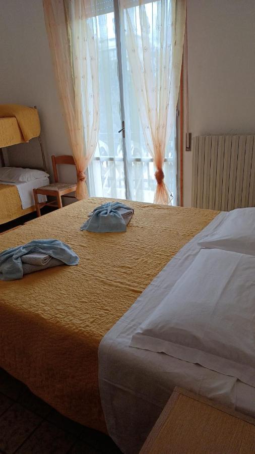 Hotel Villa Del Prato Cucina Romagnola E Possibilita Pacchetto Spiaggia Bellariva Di Rimini Ngoại thất bức ảnh