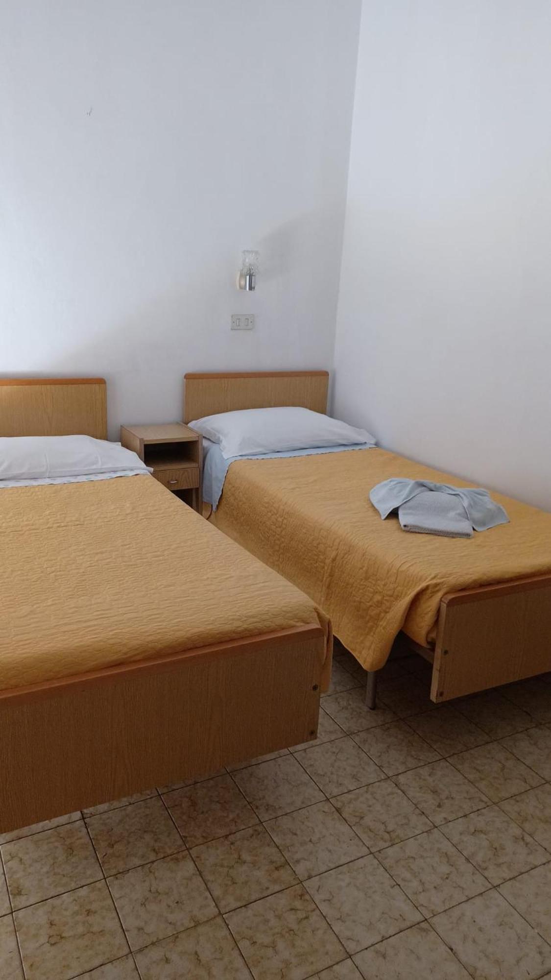 Hotel Villa Del Prato Cucina Romagnola E Possibilita Pacchetto Spiaggia Bellariva Di Rimini Ngoại thất bức ảnh